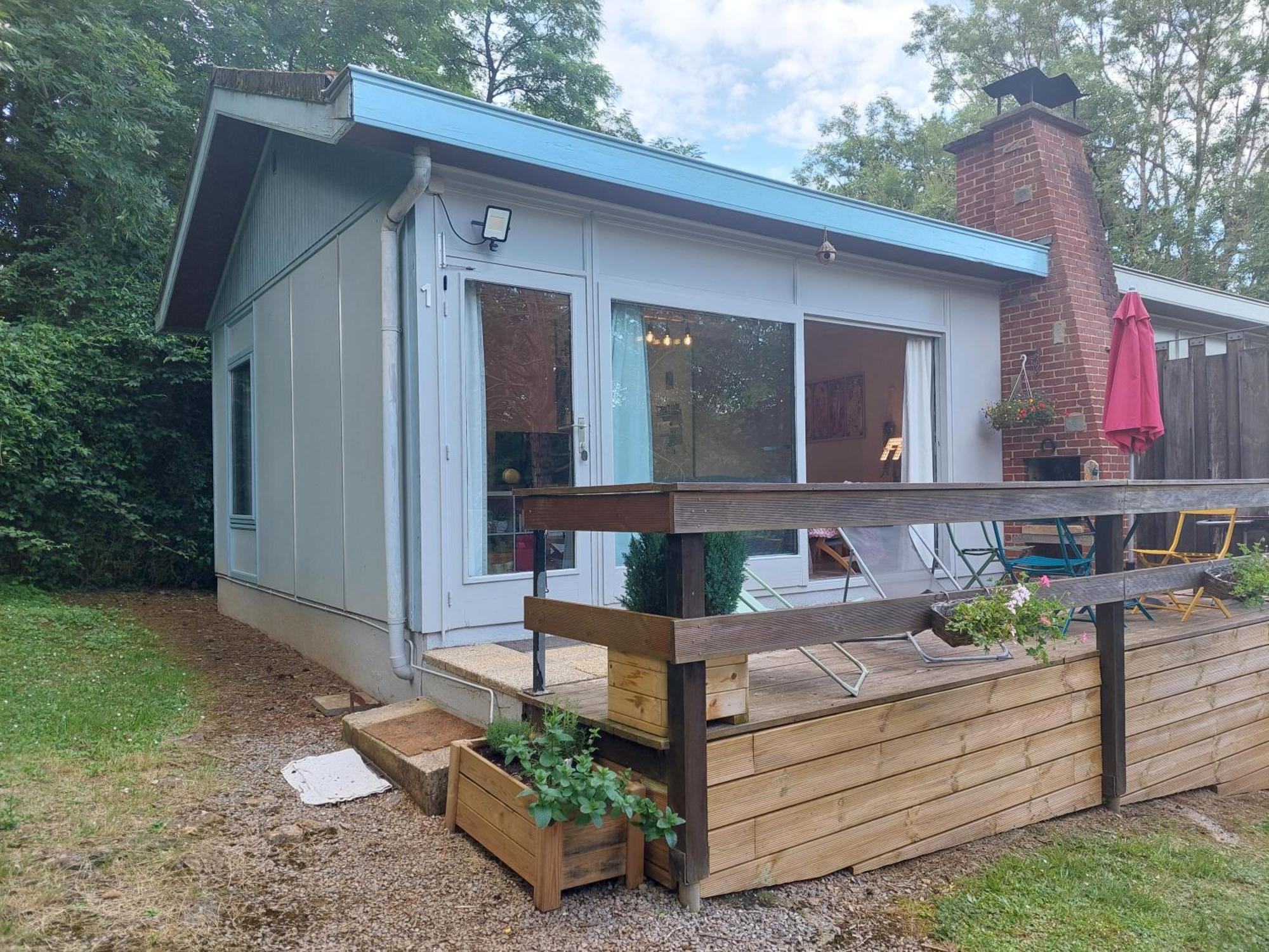 Le Petit Chalet - Bungalow Waulsort Exterior foto
